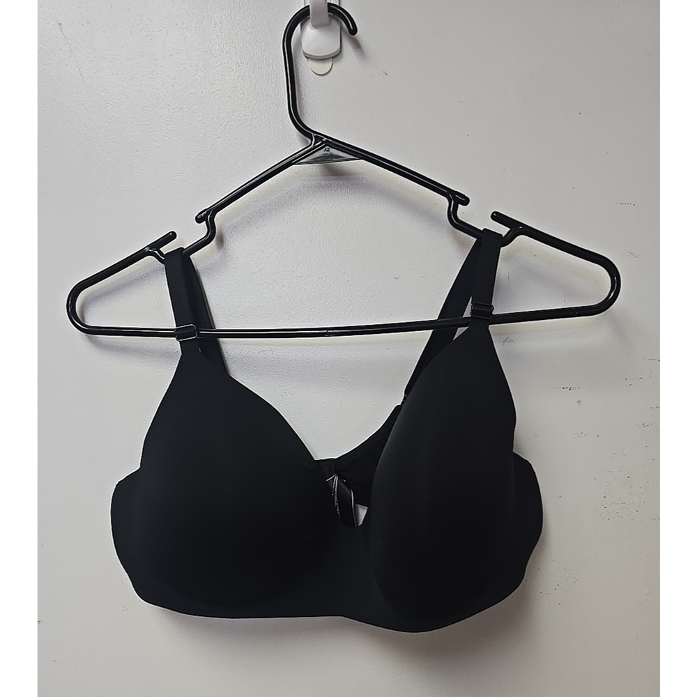 Victoria's Secret Black Full Coverage Adjustable Straps‎ Wire Free Bra Size 38D